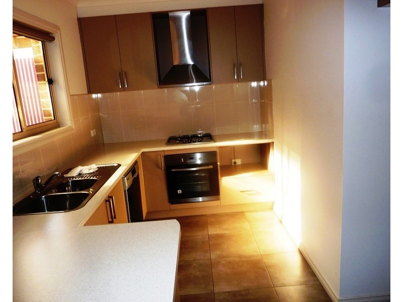 9B Allison Avenue, Eumemmerring VIC 3177