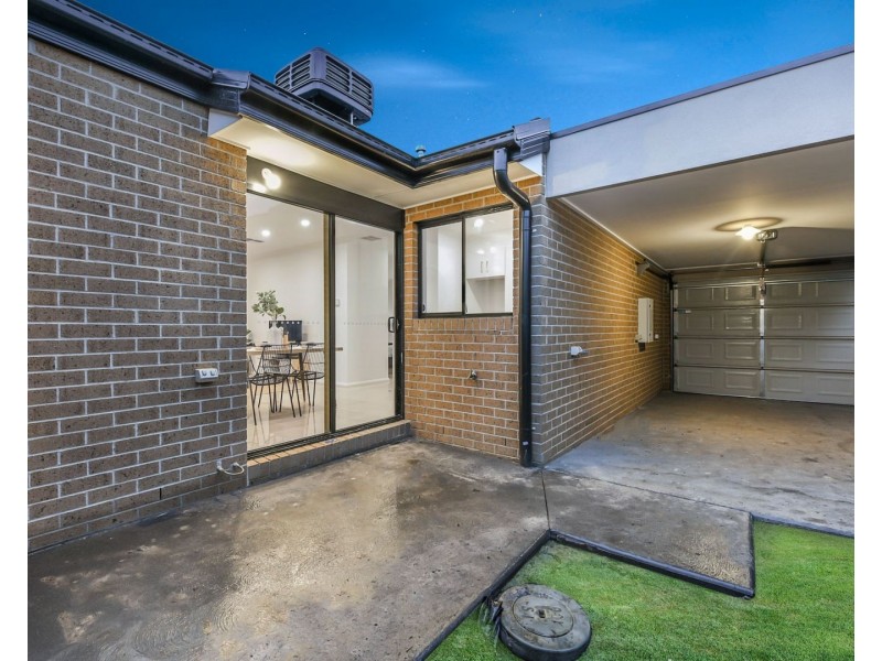 6/30-32 Parkland Avenue, Hampton Park VIC 3976
