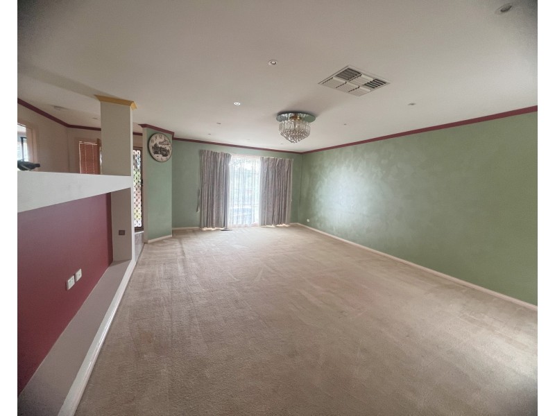 4 Legend Court, Hallam VIC 3803