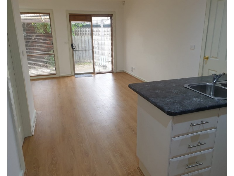 10/32 Stud Road, Dandenong VIC 3175