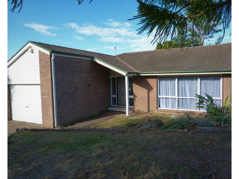 22 Weeden Crescent, Hallam VIC 3803
