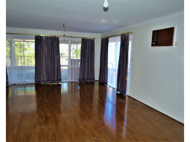 22 Weeden Crescent, Hallam VIC 3803