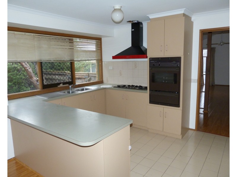 3 The Spur, Hampton Park VIC 3976