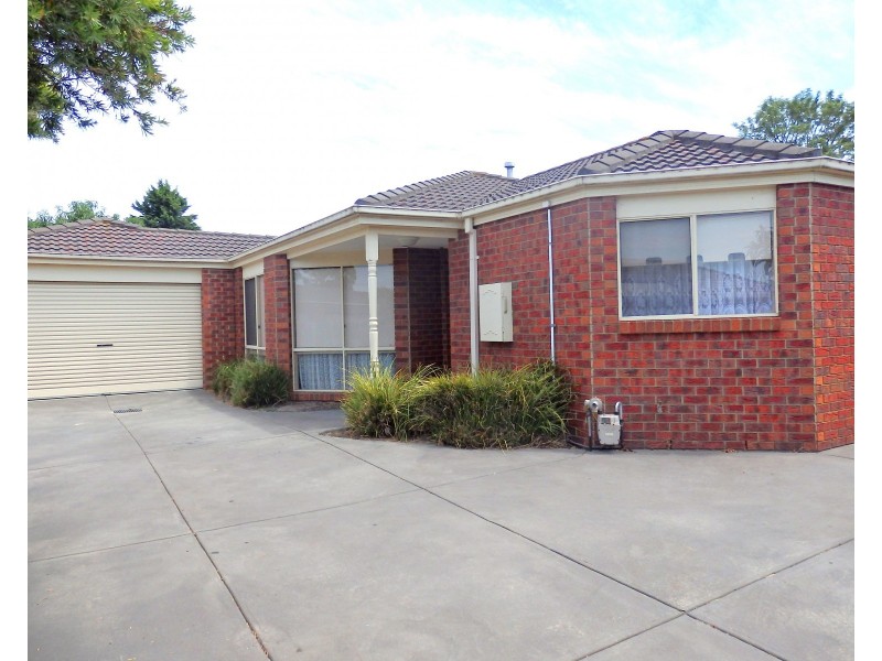 2/54 Ivan crescent, Hampton Park VIC 3976
