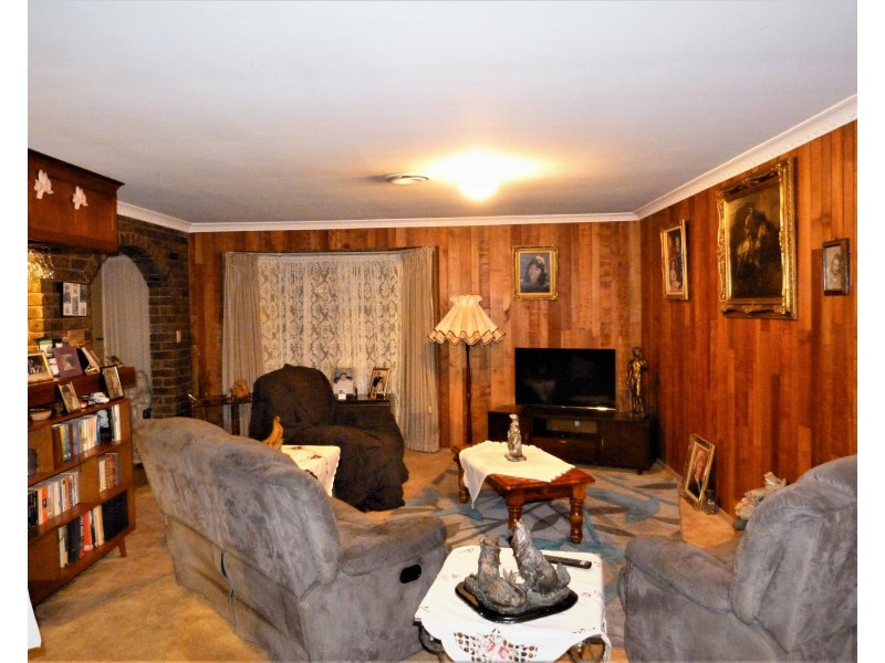 54 Marylyan Place, Cranbourne North VIC 3977