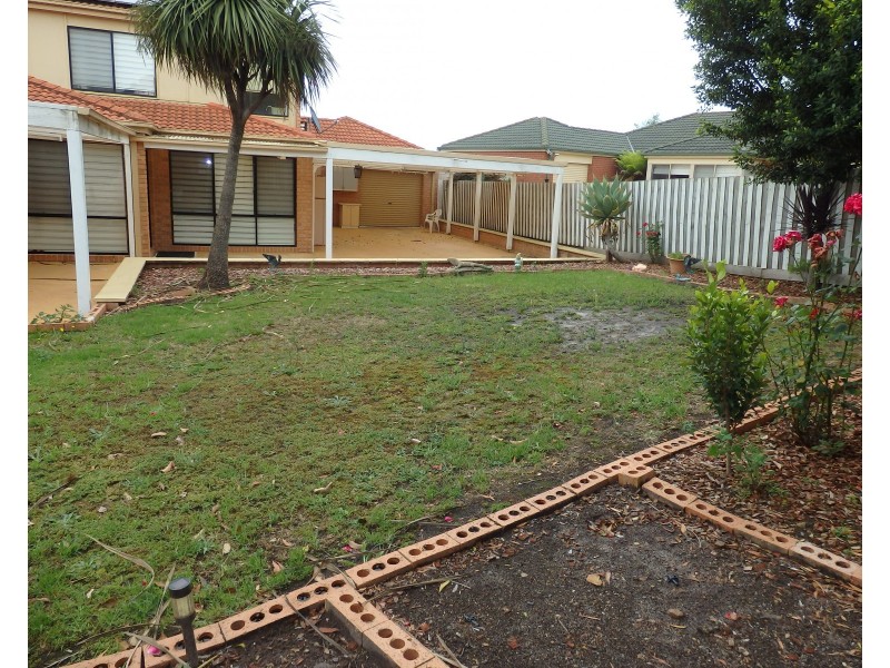 15 CILENTO CRESCENT, Lynbrook VIC 3975