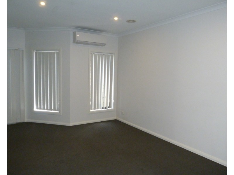 9/102 Windsor Street, Hallam VIC 3803