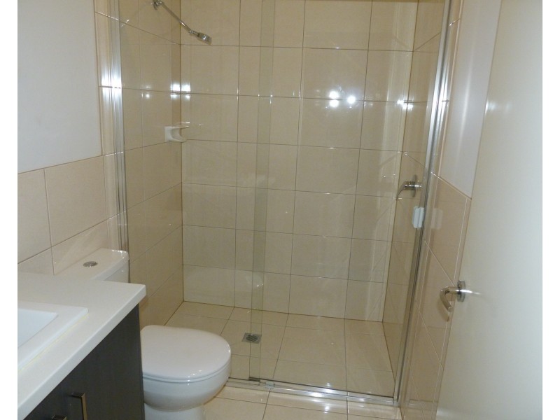 9/102 Windsor Street, Hallam VIC 3803