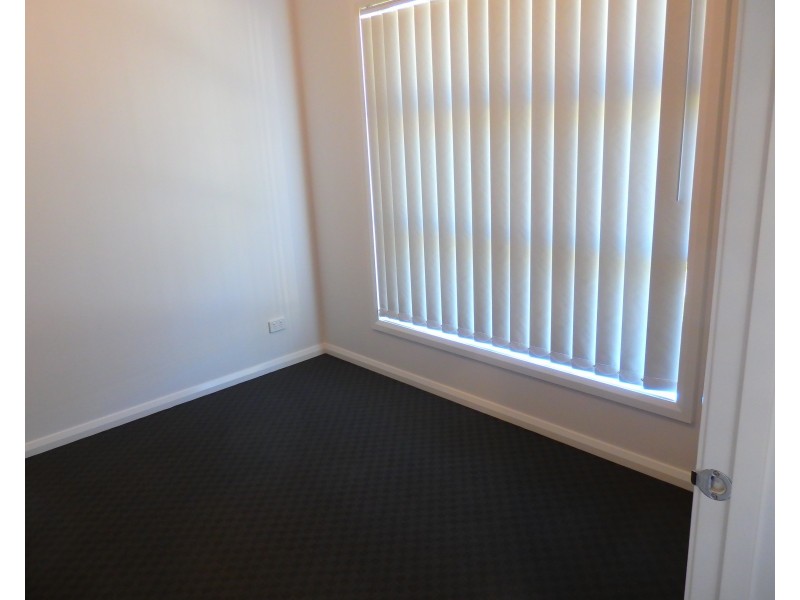9/102 Windsor Street, Hallam VIC 3803