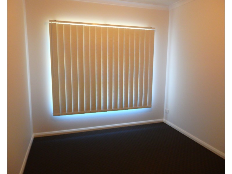 9/102 Windsor Street, Hallam VIC 3803