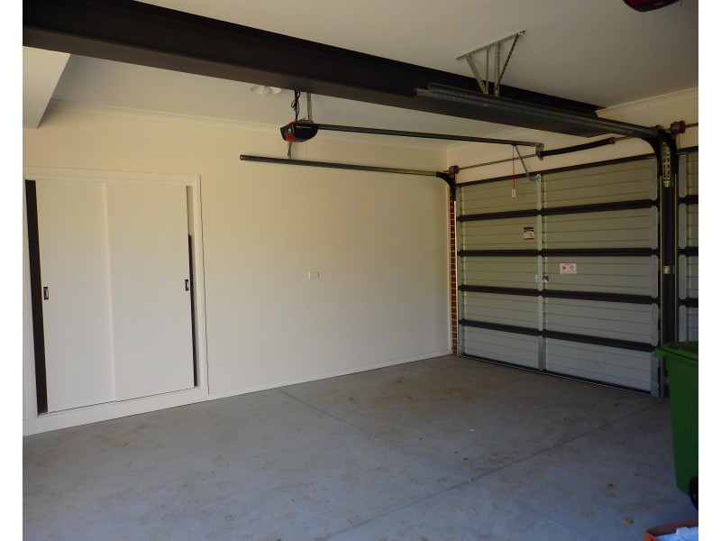9/102 Windsor Street, Hallam VIC 3803