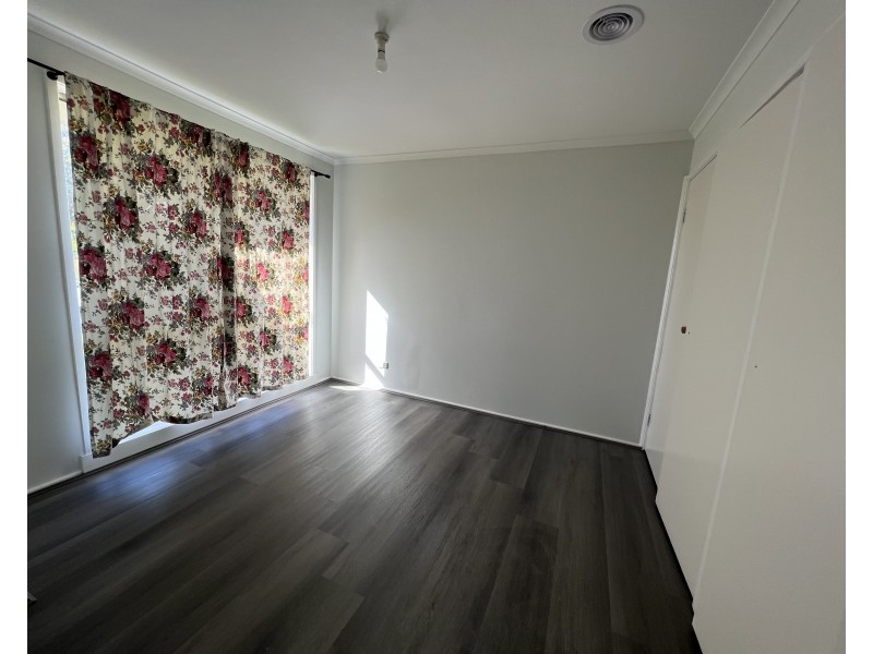 6 Robbins Way, Hampton Park VIC 3976