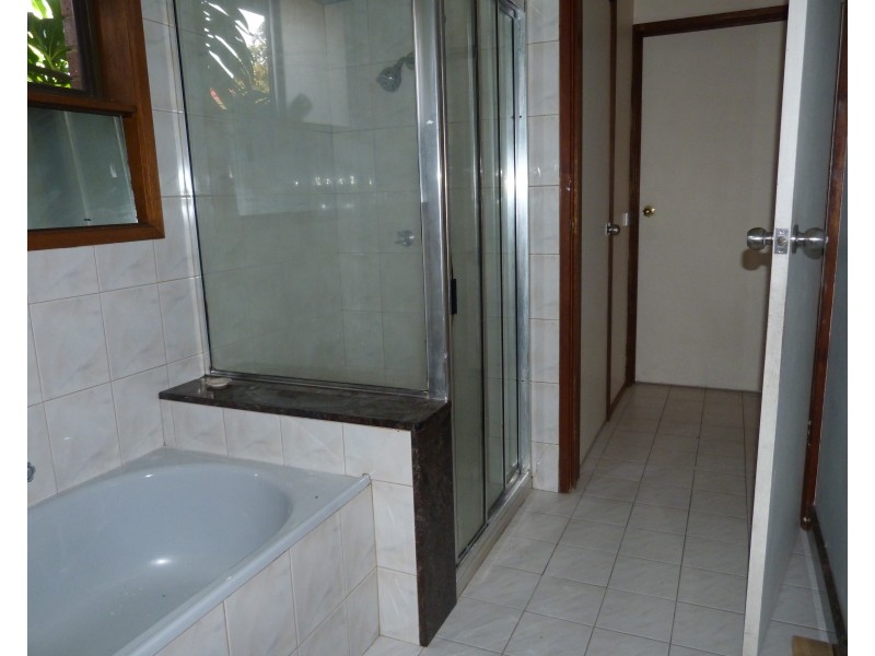 2 Tivoli Court, Eumemmerring VIC 3177