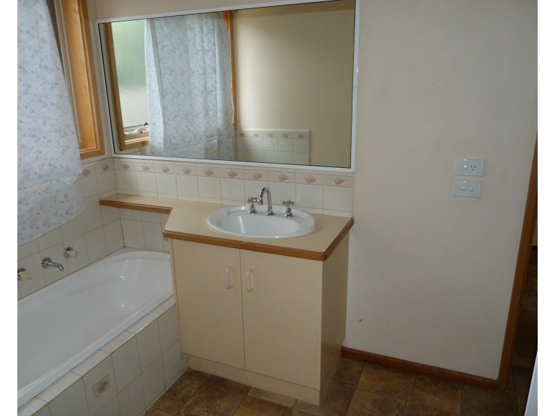 14 Tyalla Court, Hampton Park VIC 3976