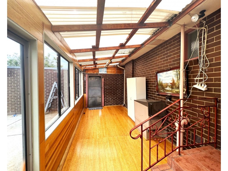 50 Shalimar Crescent, Dandenong North VIC 3175