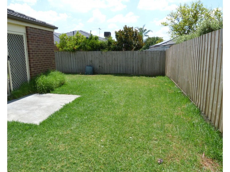 6 Orion Avenue, Cranbourne VIC 3977