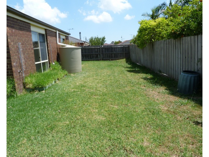 6 Orion Avenue, Cranbourne VIC 3977