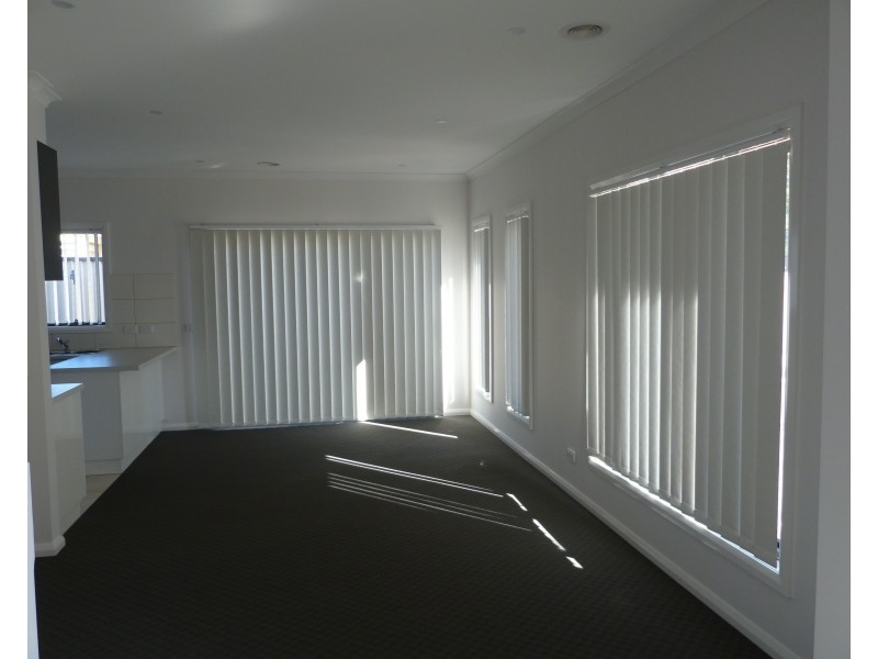 13 Windsor Street, Hallam VIC 3803