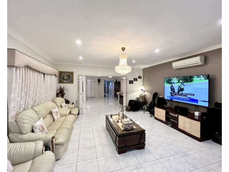 14 Lilac Crescent, Berwick VIC 3806