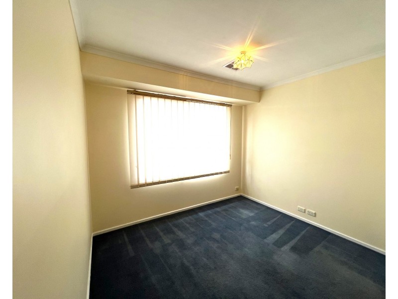 6 Henlow Rise, Hallam VIC 3803