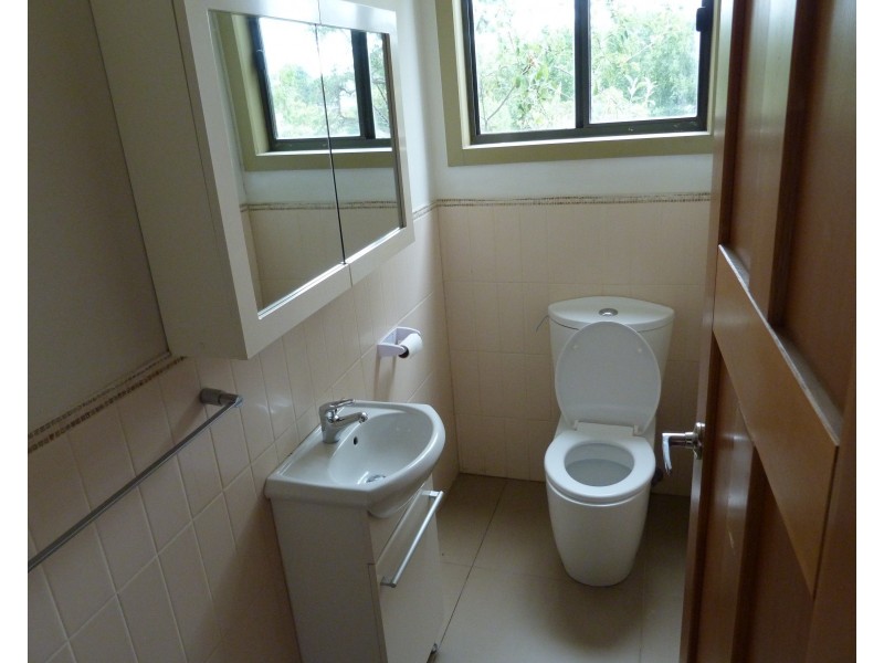 8 Glismann Road, Beaconsfield VIC 3807