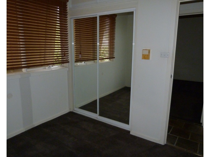 8 Glismann Road, Beaconsfield VIC 3807