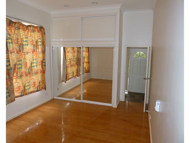 8 Glismann Road, Beaconsfield VIC 3807