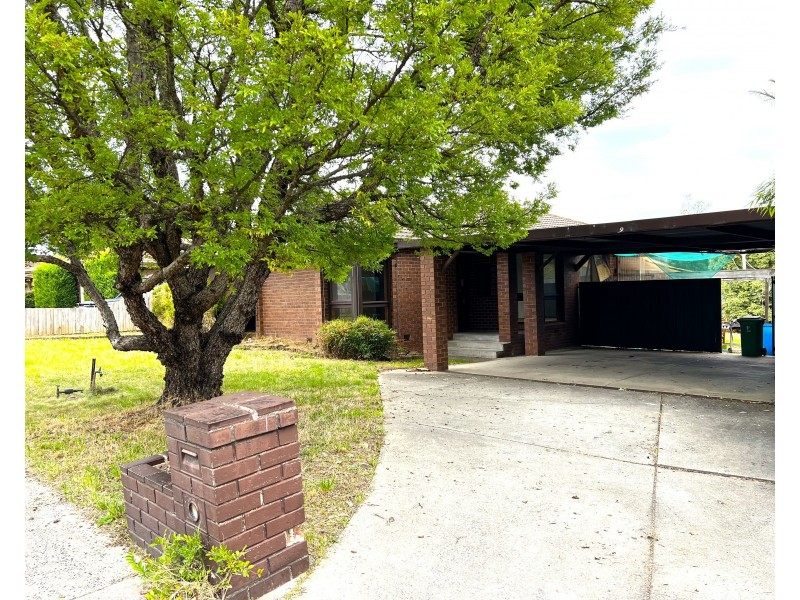 9 Greenmount Close, Narre Warren VIC 3805