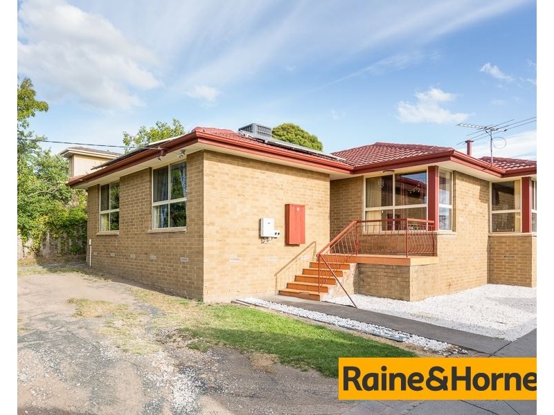 24 FRAWLEY ROAD, Eumemmerring VIC 3177