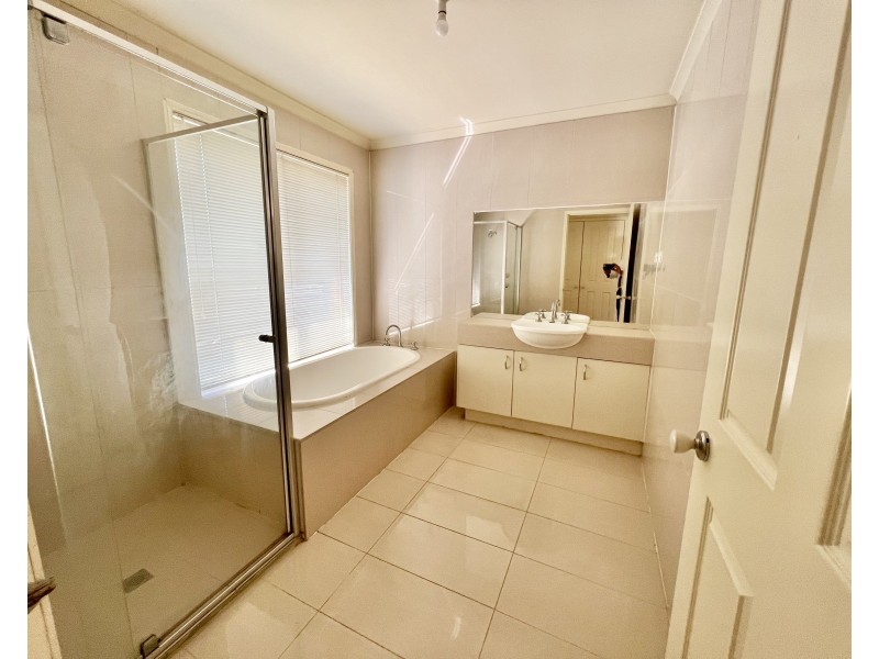 13 Conica Court, Hallam VIC 3803