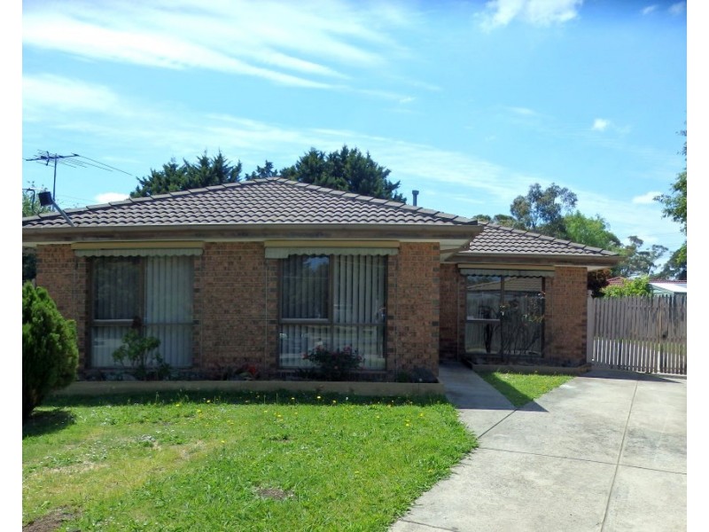 12 Canungra, Hampton Park VIC 3976