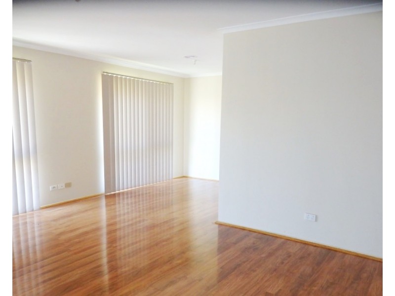 12 Canungra, Hampton Park VIC 3976