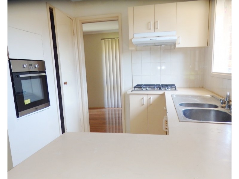 12 Canungra, Hampton Park VIC 3976