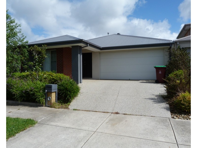 9 Napperby Way, Cranbourne North VIC 3977