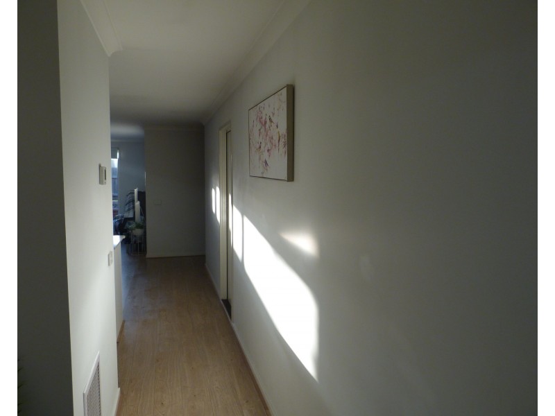 9 Napperby Way, Cranbourne North VIC 3977