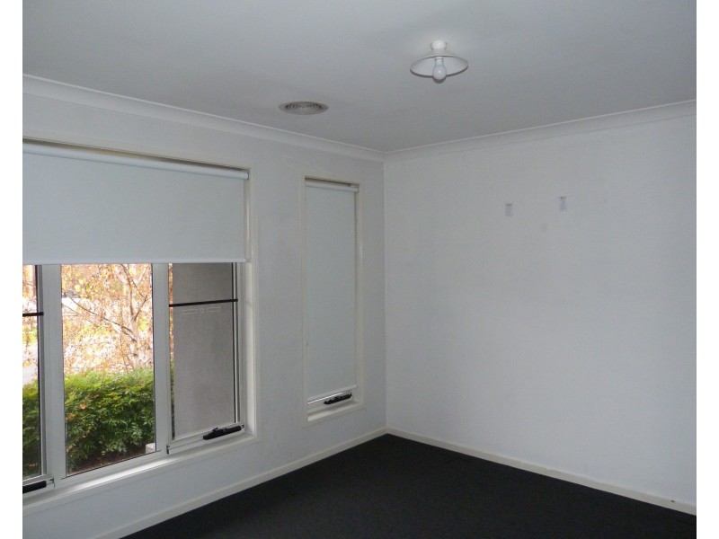 9 Napperby Way, Cranbourne North VIC 3977