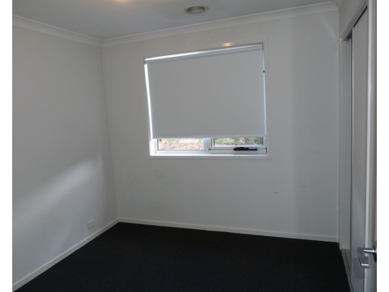 9 Napperby Way, Cranbourne North VIC 3977