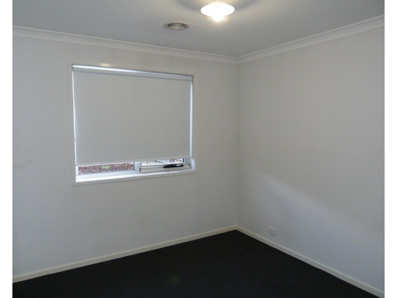 9 Napperby Way, Cranbourne North VIC 3977