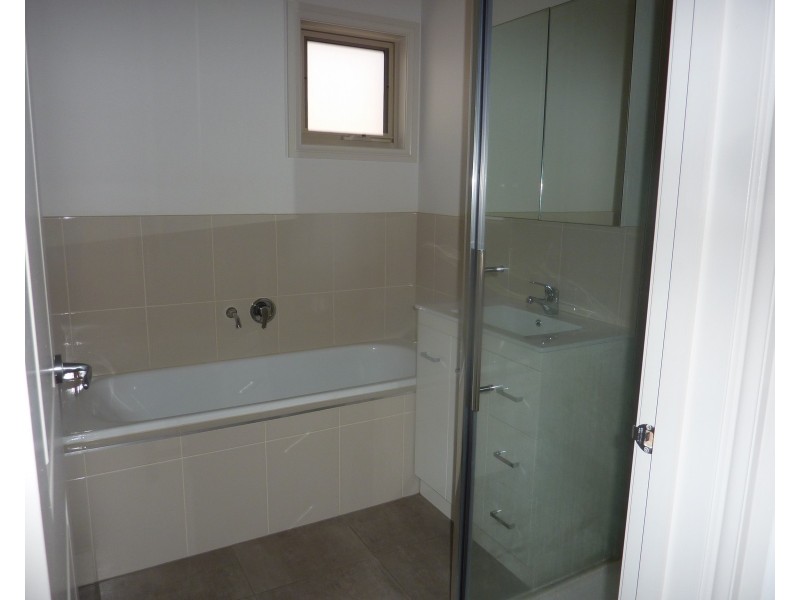 9A Allison Avenue, Eumemmerring VIC 3177