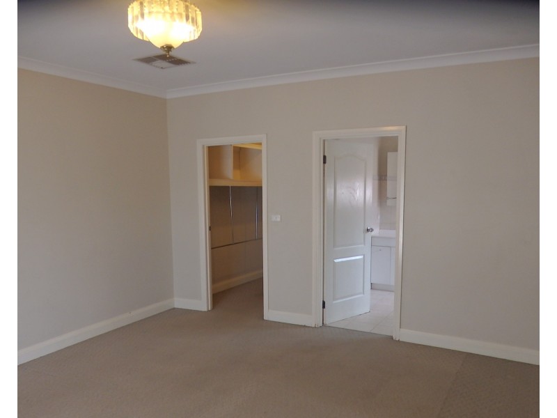 1A Smithfield Court, Keysborough VIC 3173