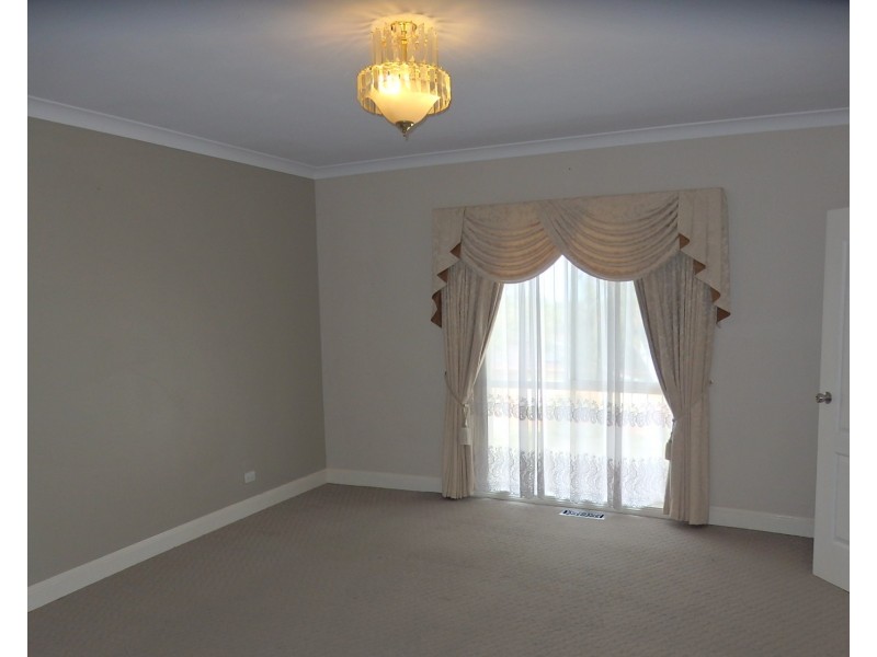 1A Smithfield Court, Keysborough VIC 3173