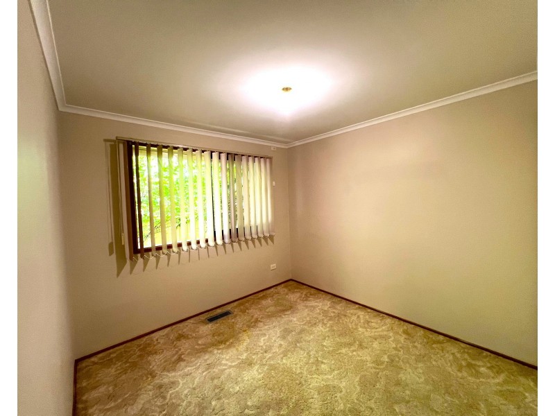 17 Warana Drive, Hampton Park VIC 3976