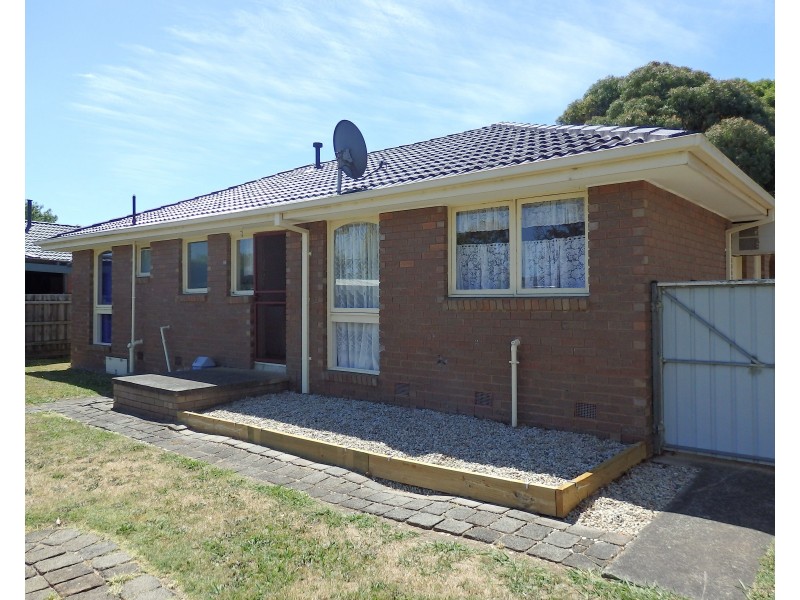 63 ALBERT ROAD, Hallam VIC 3803