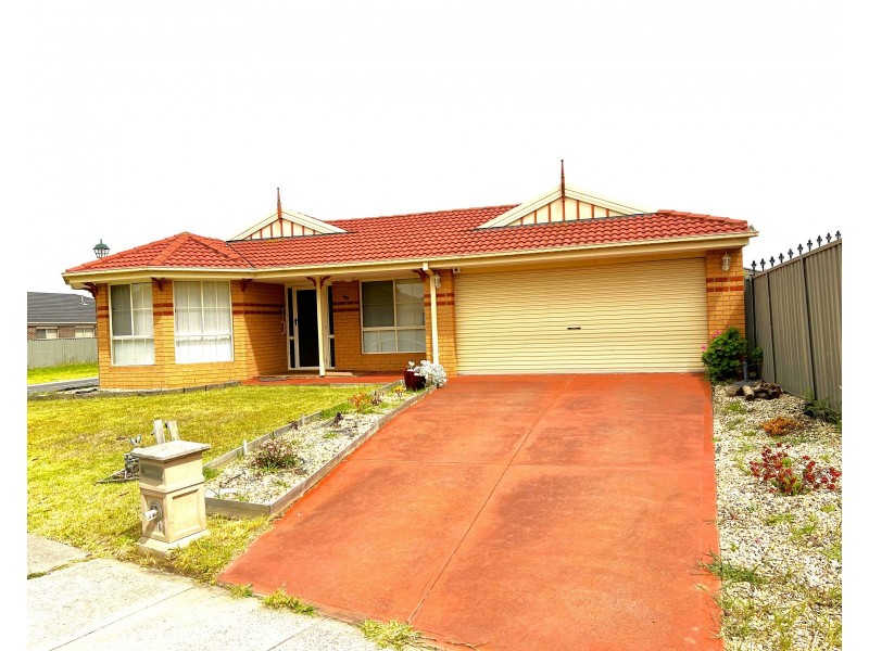 66 Stately Drive, Cranbourne East VIC 3977