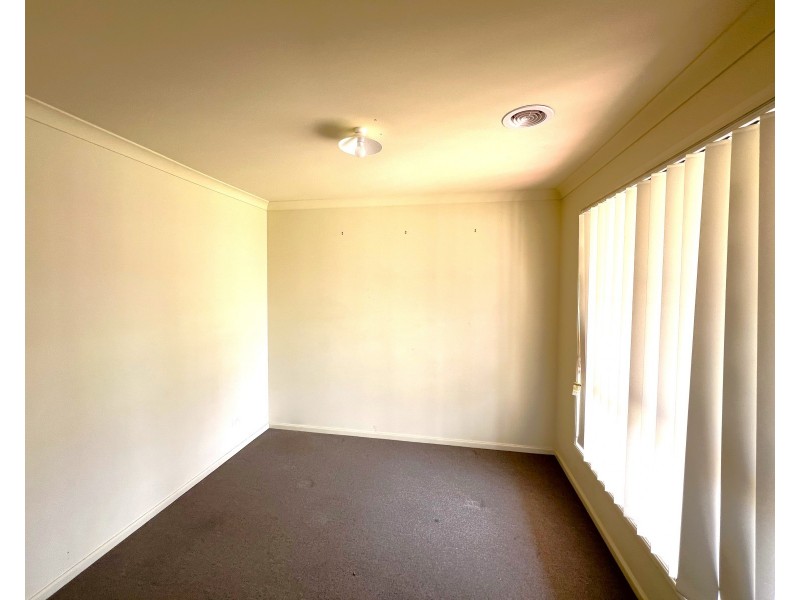66 Stately Drive, Cranbourne East VIC 3977