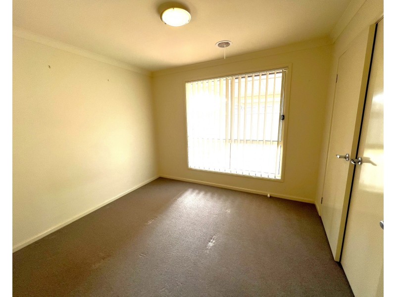 66 Stately Drive, Cranbourne East VIC 3977
