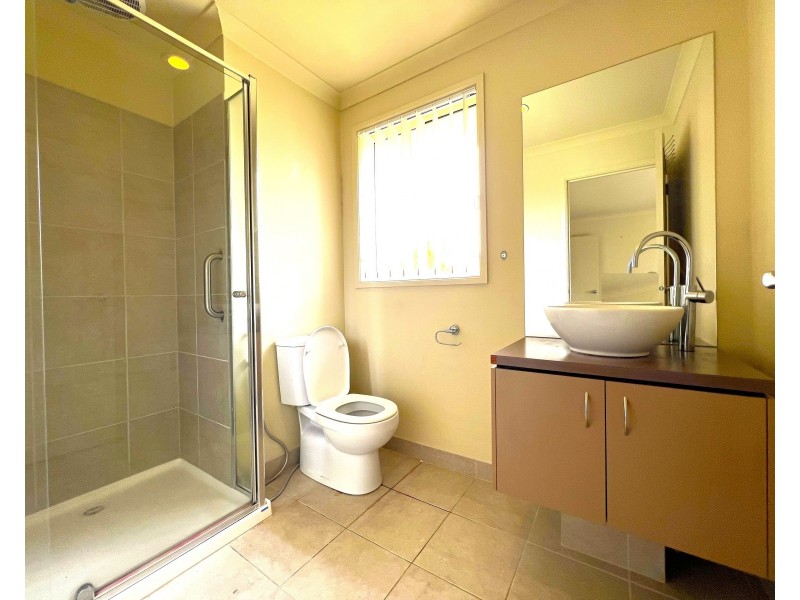 66 Stately Drive, Cranbourne East VIC 3977