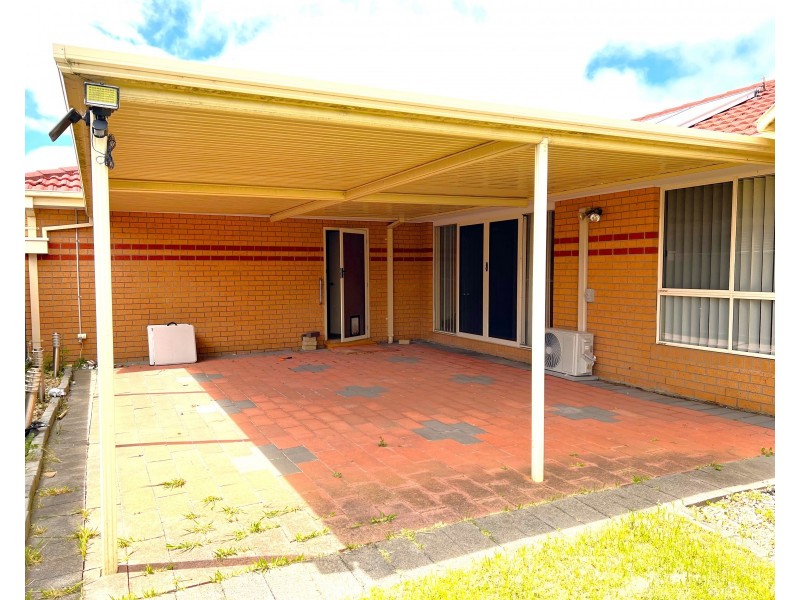 66 Stately Drive, Cranbourne East VIC 3977