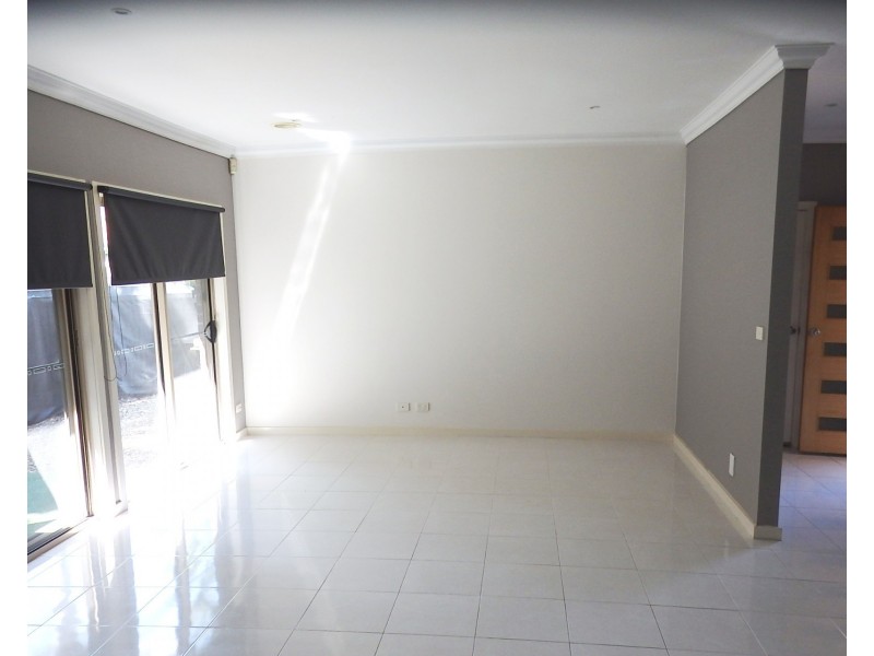 7/77-79 Frawley road, Hallam VIC 3803