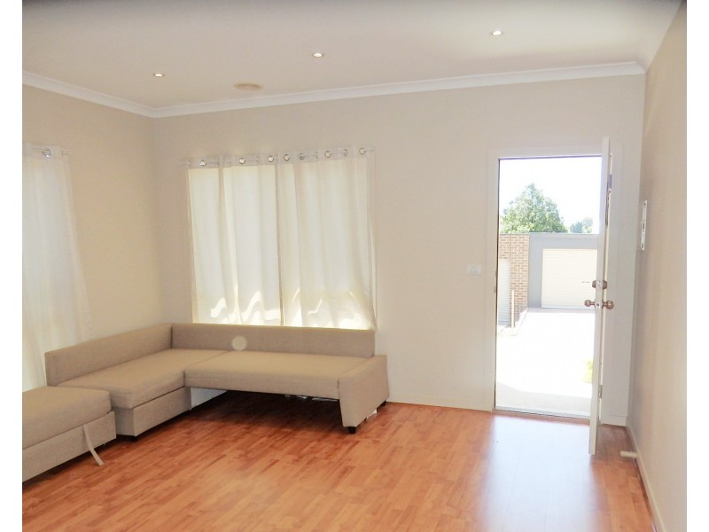 4 Anbar Mews, Hallam VIC 3803